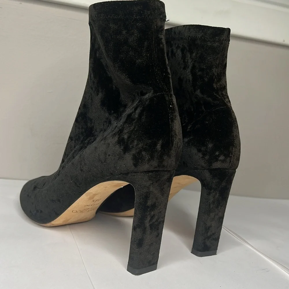 Jimmy Choo 39.5 Louella Black Crushed Velvet Pull On Ankle Boots 3” Heel